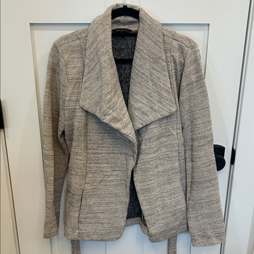Banana Republic | Beige and Gray Textured Jacket (Medium)